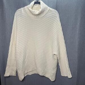Larry Levine Women's L -‎ Turtleneck Ribbed Ivory Sweater